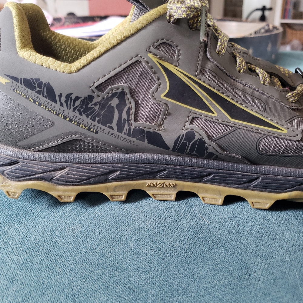 Altra Lone Peak 4.5 men's shoes